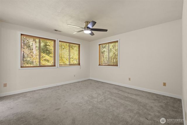 16816 43rd Street Ct E, Lake Tapps, WA 98391