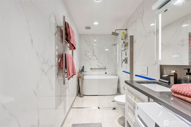 16816 43rd Street Ct E, Lake Tapps, WA 98391