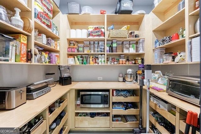 4036 Statewood Road NE, Atlanta, GA 30342