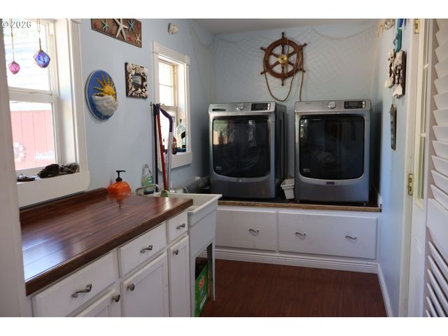 3030 Ne NEWBY St, Mc Minnville, OR 97128