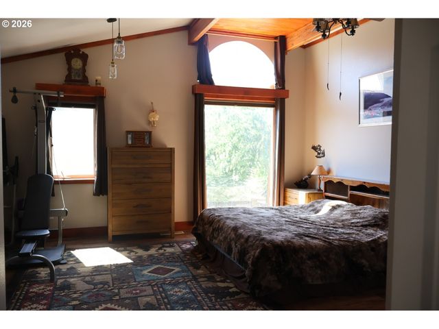 3030 Ne NEWBY St, Mc Minnville, OR 97128