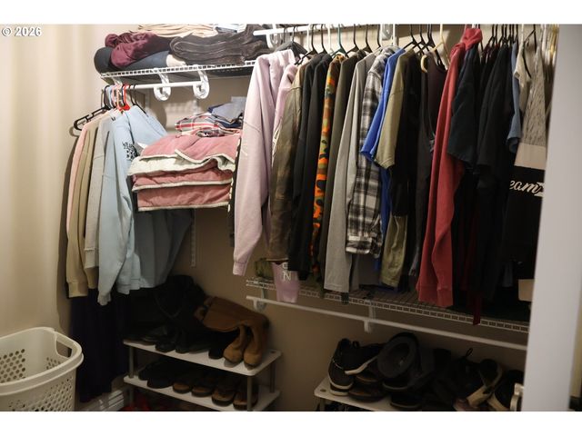 3030 Ne NEWBY St, Mc Minnville, OR 97128