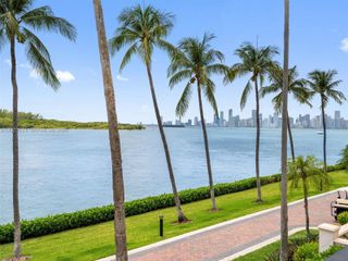 2425 Fisher Island Dr 5205, Miami Beach, FL 33109