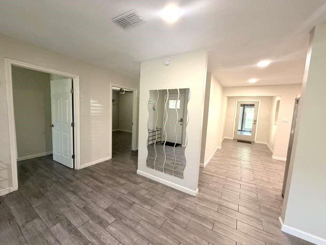 134 Linnwood Drive, Woodbranch, TX 77357