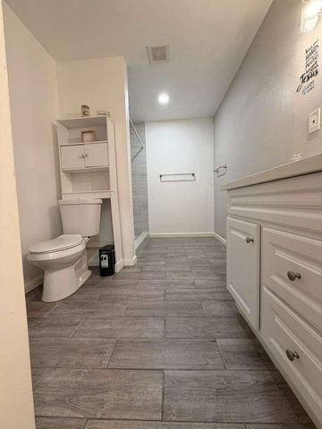 134 Linnwood Drive, Woodbranch, TX 77357