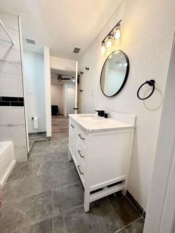 134 Linnwood Drive, Woodbranch, TX 77357