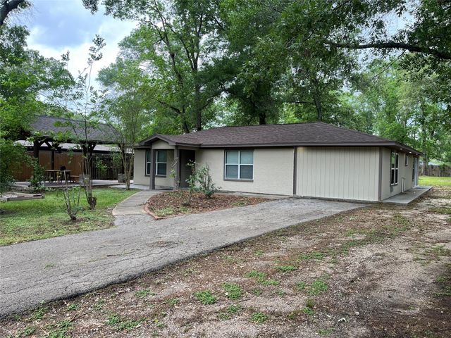 134 Linnwood Drive, Woodbranch, TX 77357
