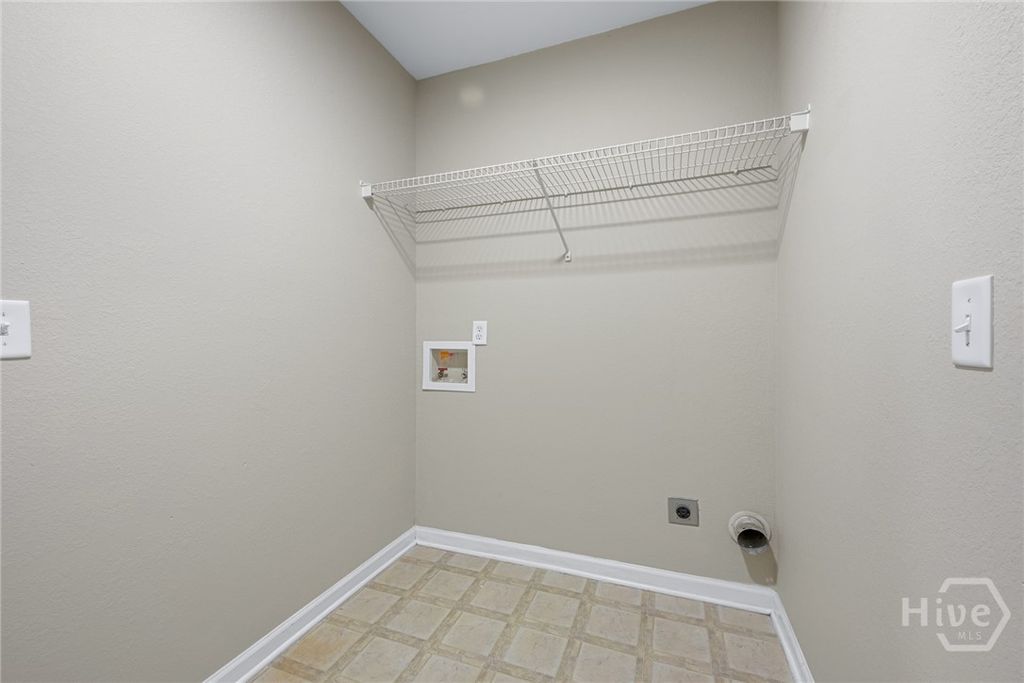 Image 15 of property listing at 143 Wax Myrtle Court, Savannah, GA 31419