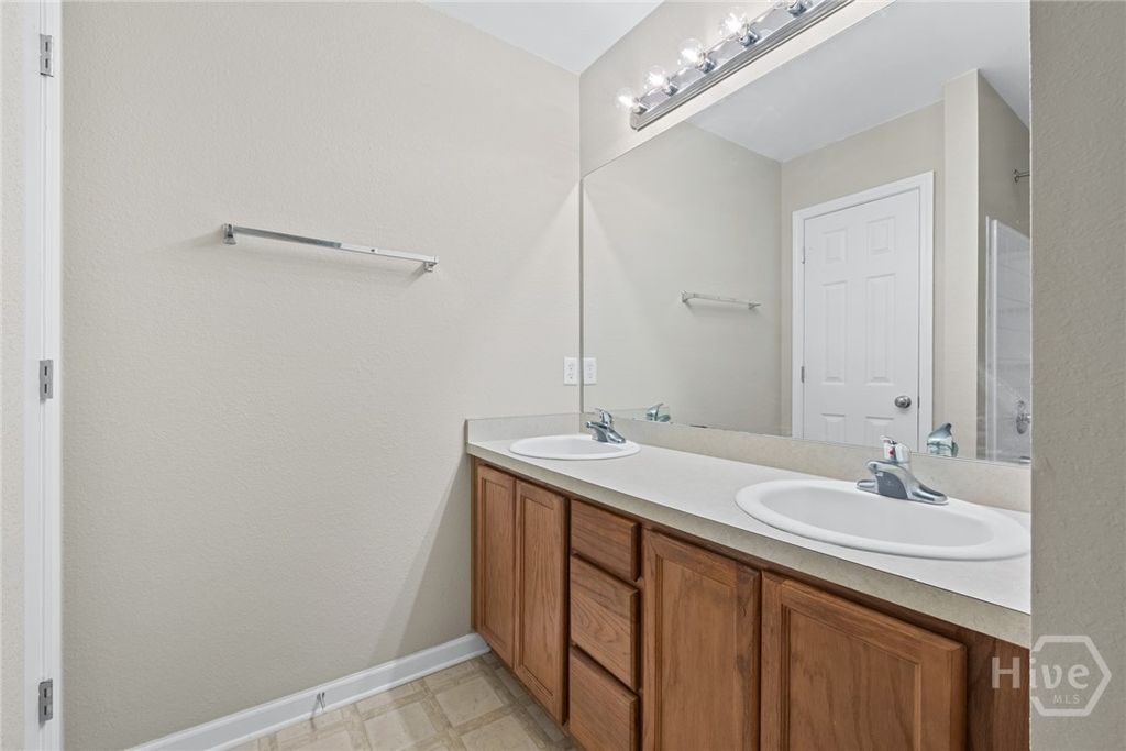 Image 20 of property listing at 143 Wax Myrtle Court, Savannah, GA 31419