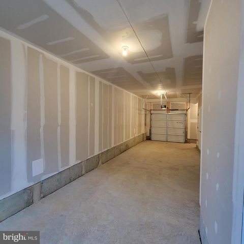 2008 TYSONS RIDGELINE, Falls Church, VA 22043