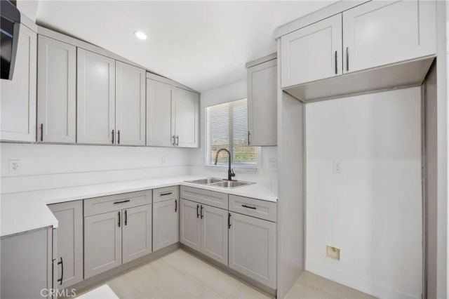 709 W Avenue H12, Lancaster, CA 93534