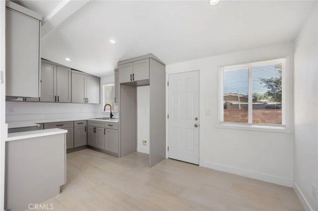 709 W Avenue H12, Lancaster, CA 93534