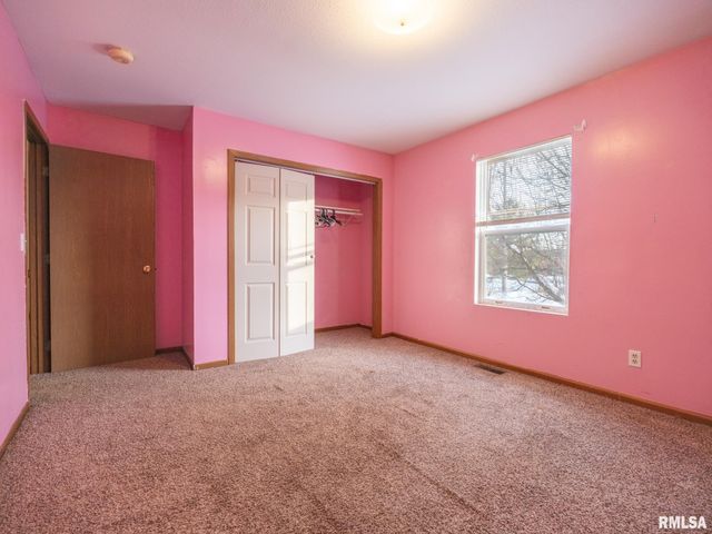 3317 W RICHWOODS Boulevard, Peoria, IL 61604