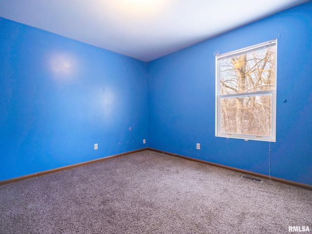 3317 W RICHWOODS Boulevard, Peoria, IL 61604