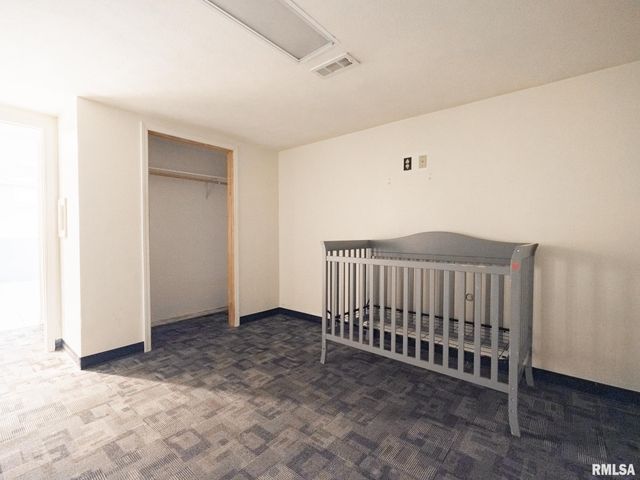 3317 W RICHWOODS Boulevard, Peoria, IL 61604