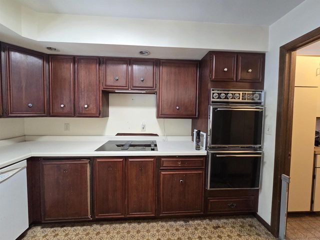 W9230 STATE ROAD 21, Wautoma, WI 54982