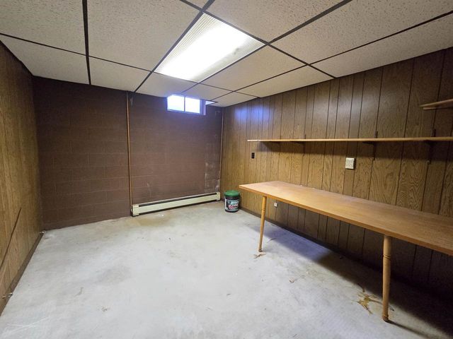 W9230 STATE ROAD 21, Wautoma, WI 54982