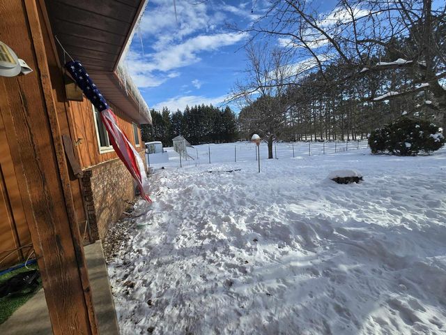 W9230 STATE ROAD 21, Wautoma, WI 54982