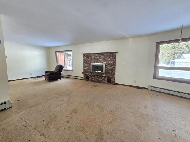 W9230 STATE ROAD 21, Wautoma, WI 54982