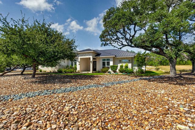 909 Annabelle Ave, Bulverde, TX 78163