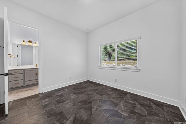909 Annabelle Ave, Bulverde, TX 78163