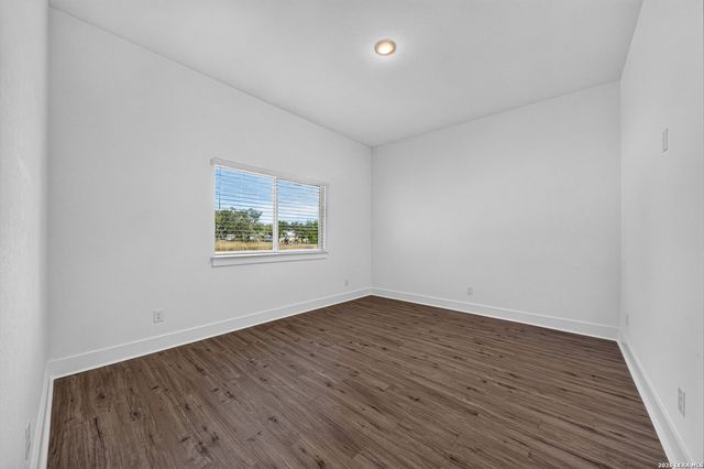 909 Annabelle Ave, Bulverde, TX 78163