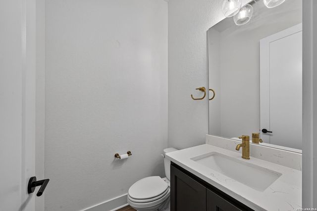 909 Annabelle Ave, Bulverde, TX 78163