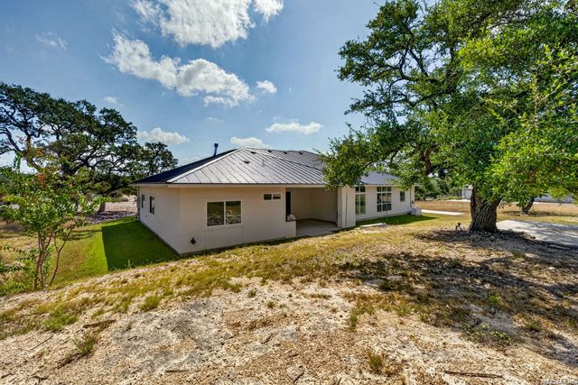 909 Annabelle Ave, Bulverde, TX 78163
