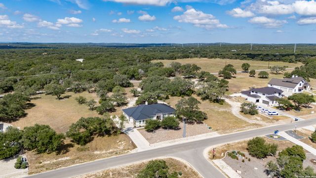 909 Annabelle Ave, Bulverde, TX 78163