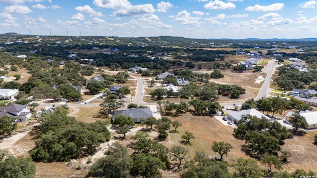 909 Annabelle Ave, Bulverde, TX 78163