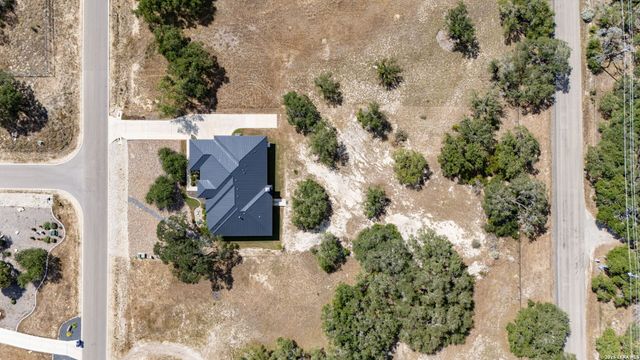 909 Annabelle Ave, Bulverde, TX 78163
