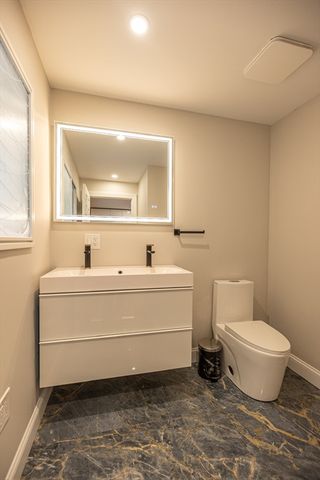 2 Ernst Way, Harwich, MA 02645