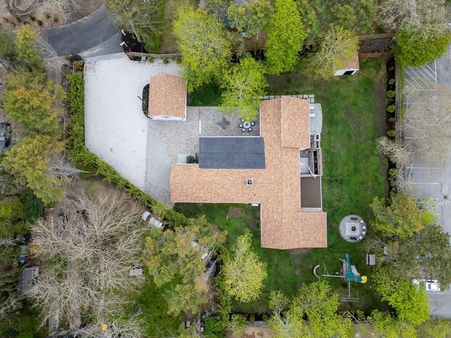 2 Ernst Way, Harwich, MA 02645