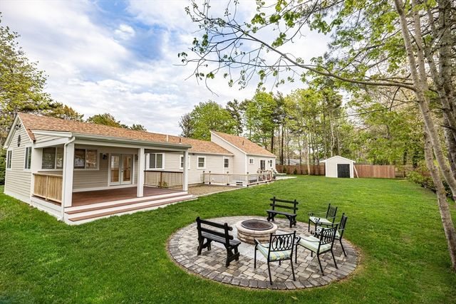 2 Ernst Way, Harwich, MA 02645