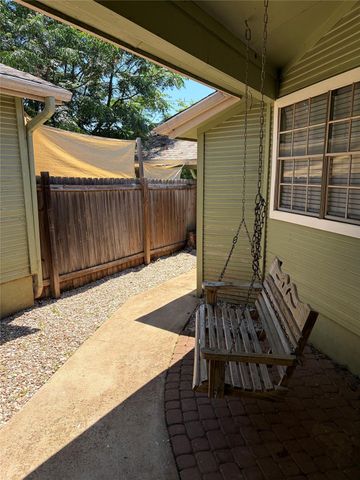 1404 Andra LN, San Marcos, TX 78666