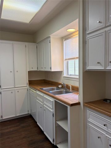 1404 Andra LN, San Marcos, TX 78666