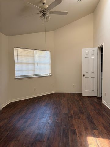 1404 Andra LN, San Marcos, TX 78666