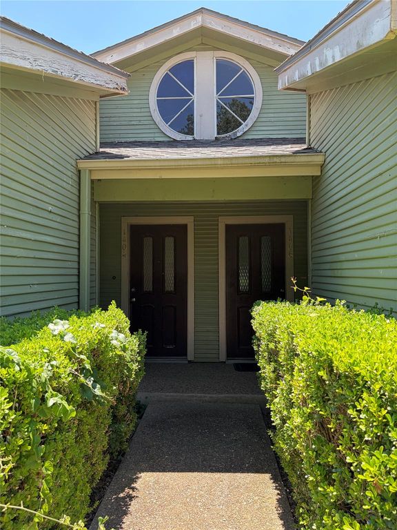 1404 Andra LN, San Marcos, TX 78666
