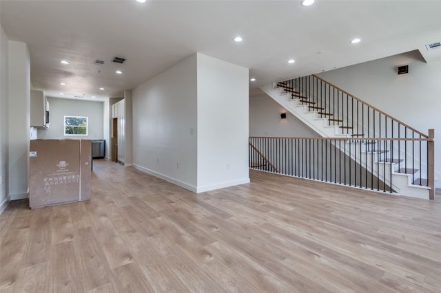 508 S Oconnor Road, Irving, TX 75060