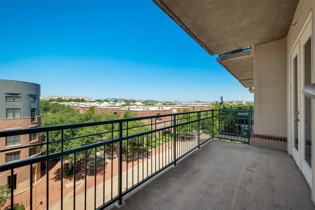 5055 Addison Circle 407, Addison, TX 75001