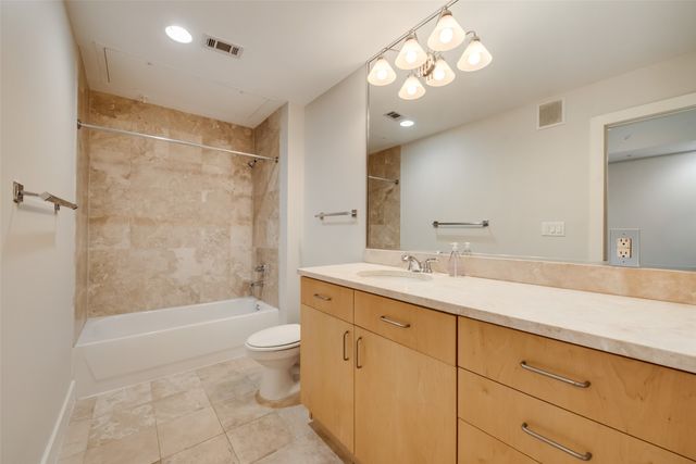 5055 Addison Circle 407, Addison, TX 75001