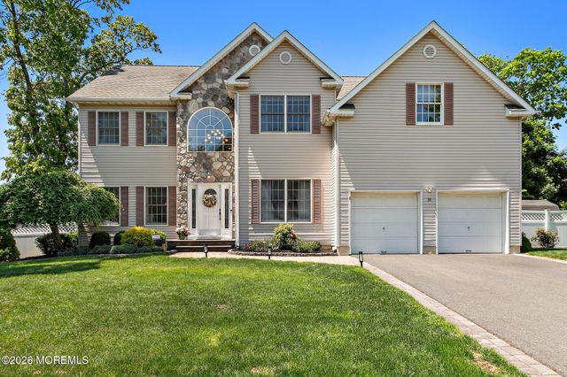 18 Regina Drive, Brick, NJ 08724