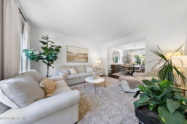 18 Regina Drive, Brick, NJ 08724