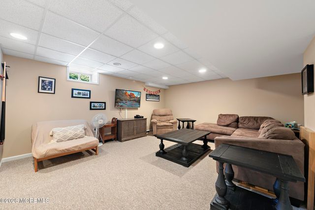 18 Regina Drive, Brick, NJ 08724