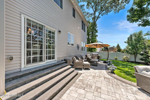 18 Regina Drive, Brick, NJ 08724