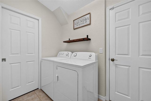 3789 LAKEWOOD BOULEVARD, North Port, FL 34287