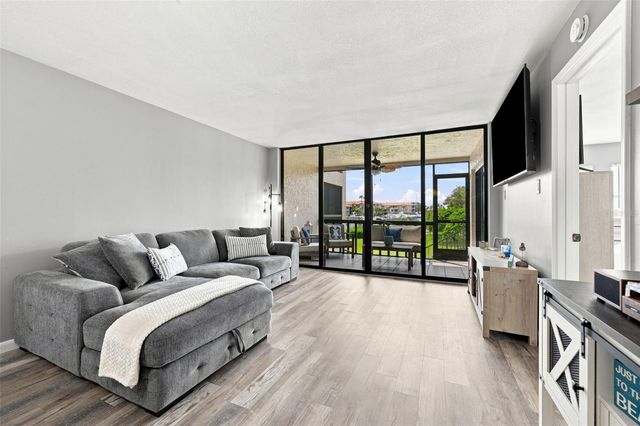 1805 MARINER DRIVE 53, Tarpon Springs, FL 34689