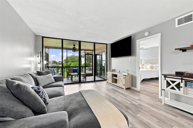 1805 MARINER DRIVE 53, Tarpon Springs, FL 34689