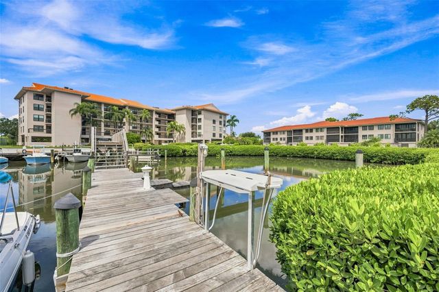 1805 MARINER DRIVE 53, Tarpon Springs, FL 34689