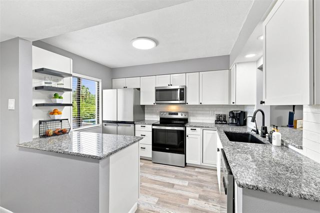 1805 MARINER DRIVE 53, Tarpon Springs, FL 34689